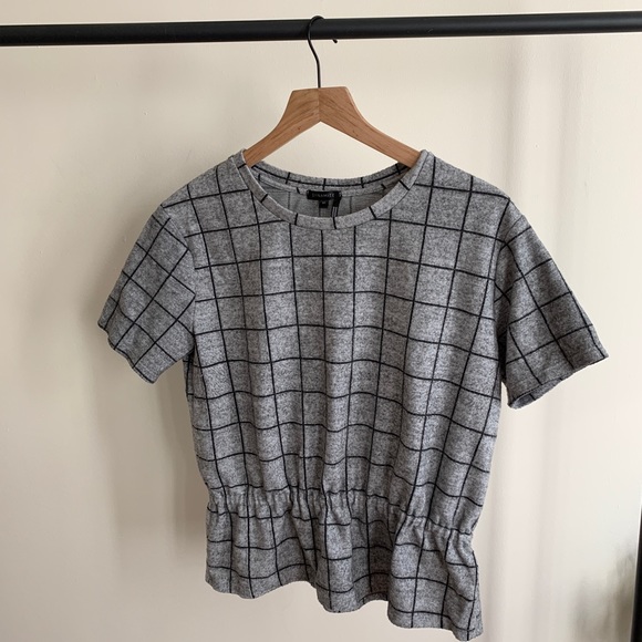 Dynamite Tops - ❌SOLD❌ Gray Check Fleece top